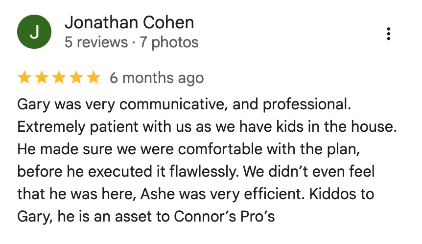 Five-star Google review by Jonathan Cohen praising Connor's Pest Pros for professionalism and efficiency.