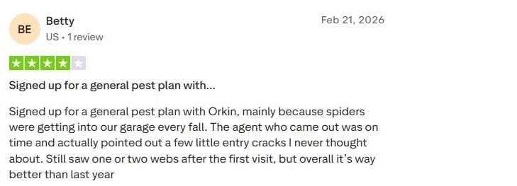 Four-star Trustpilot review from a customer praising Orkin's punctual, thorough pest technician.